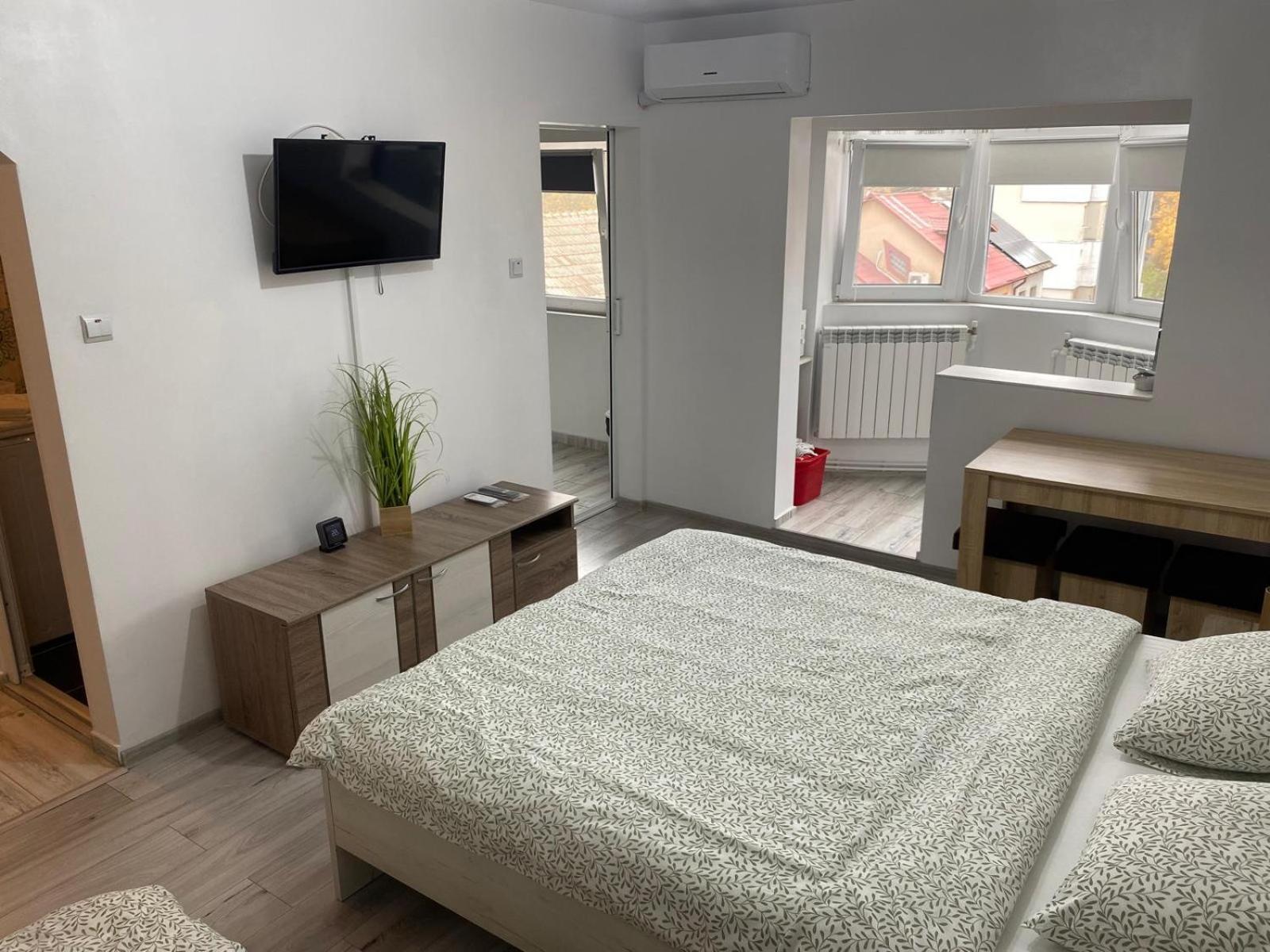 Garsoniera Zak Apartamento Turda Exterior foto